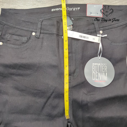 Avenue Denim Butter Denim Shorts Size 14