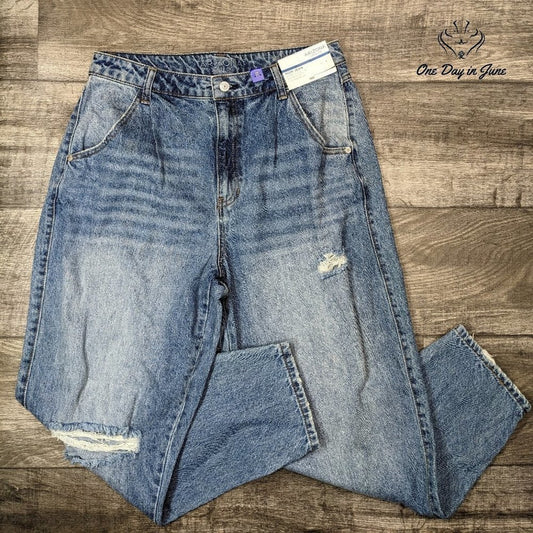 Arizona Jean Co. Juniors Highest Rise Mom Jeans Size 13