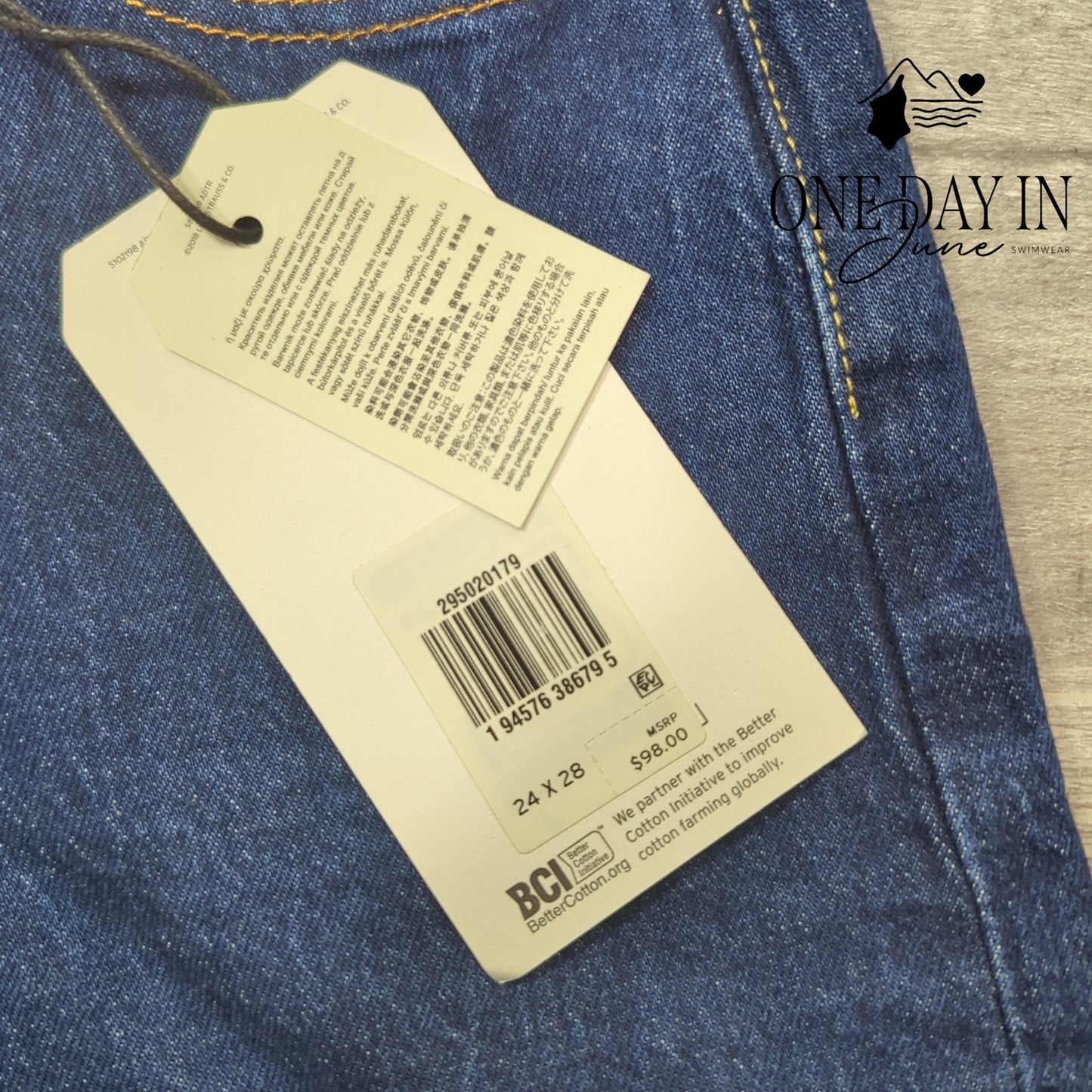 Levi's Button Fly 501 Skinny Jeans Size 24X28 (0)