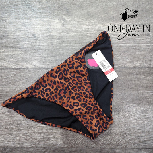 No Boundaries Moderate Coverage Leopard Bikini Bottom Size S