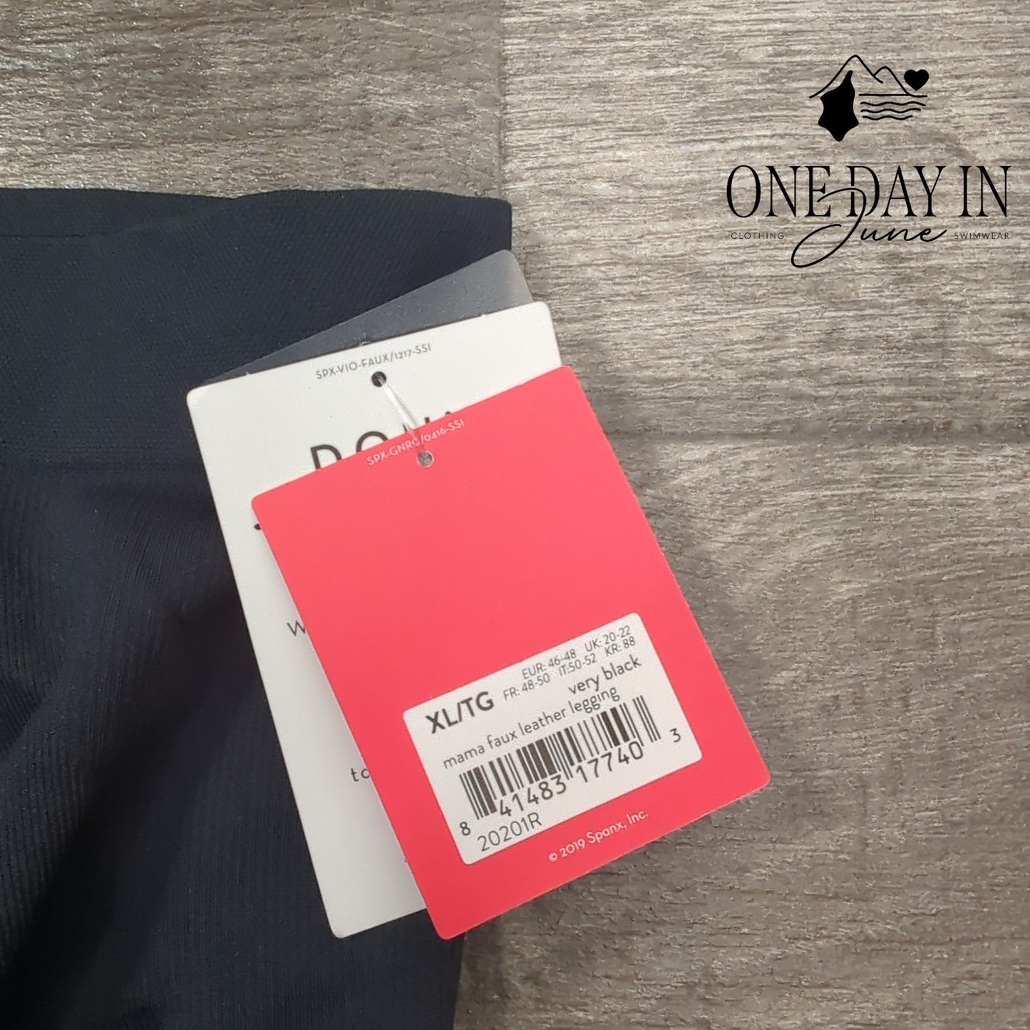 Spanx Faux Leather Maternity Leggings Size XL