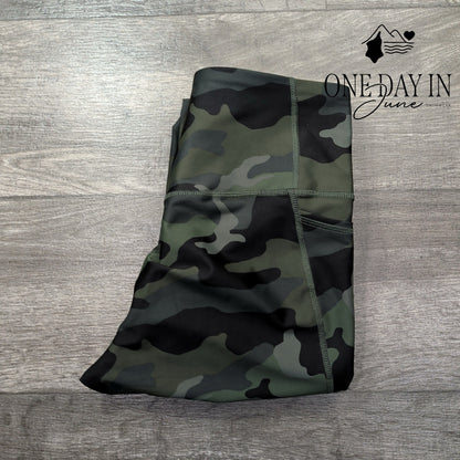 Old Navy Elevate PowerSoft Leggings Green Camo High Rise 7/8 Pockets NWT Size L