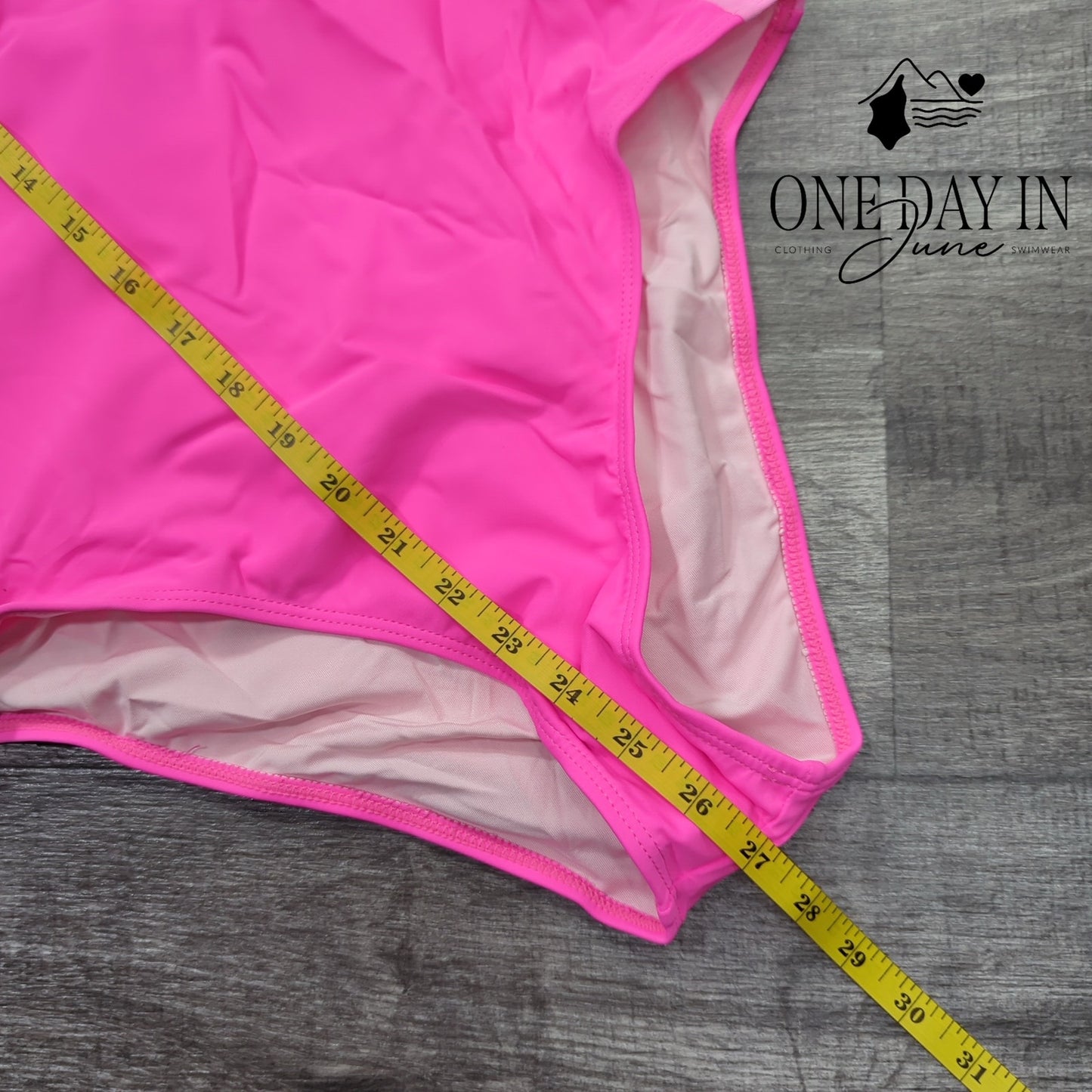 Suuksess Strappy Back One Piece Swimsuit Size XL