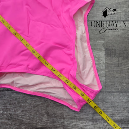 Suuksess Strappy Back One Piece Swimsuit Size XL