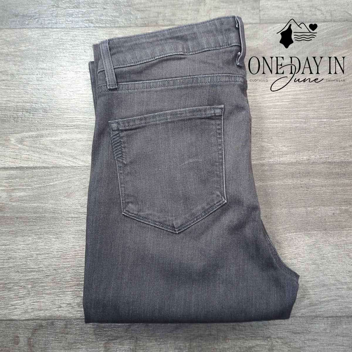 Paige Hoxton Ultra Skinny High Rise Jeans Gray NWT Size 31 (12)