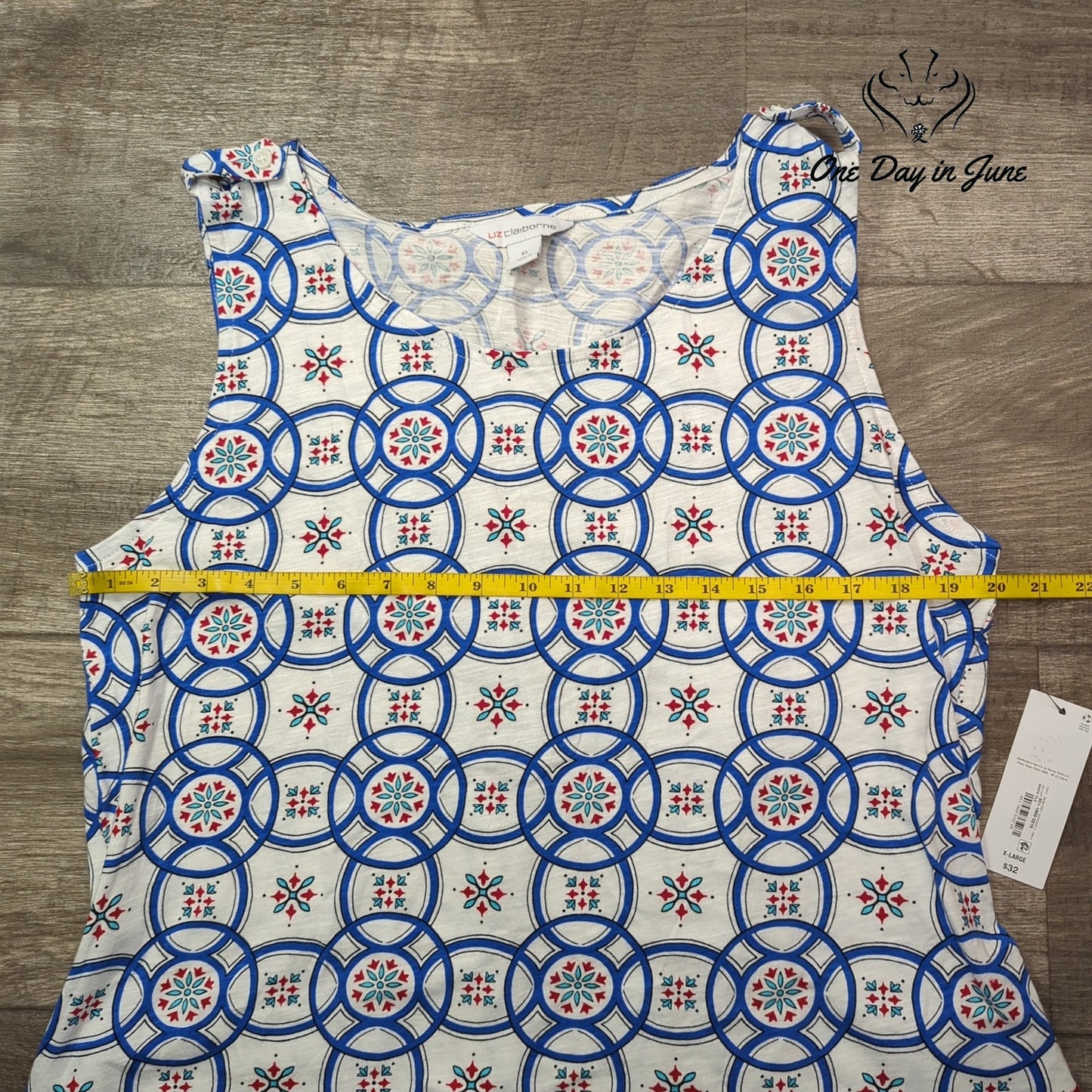 Liz Claiborne Sleeveless Top Size XL