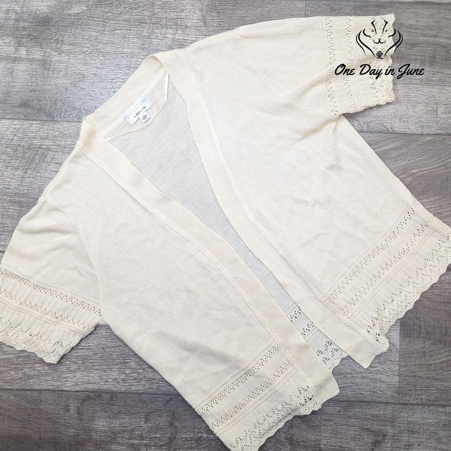 Signature by Robbie Bee Short Sleeve Cardigan Sweater Size L