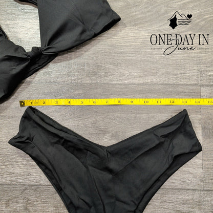 Aleumdr High Cut Knot Front Cheeky Bikini Swimsuit Size M