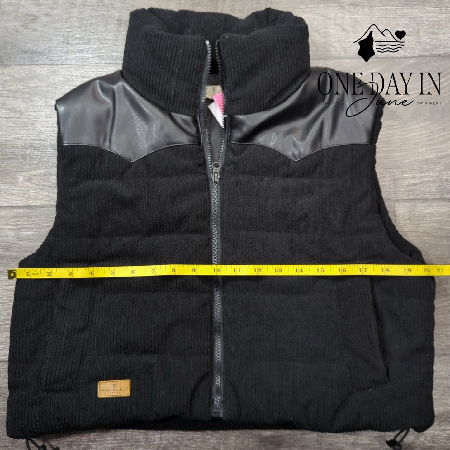 Simply Southern Corduroy Full Zip Puffy Vest Size M