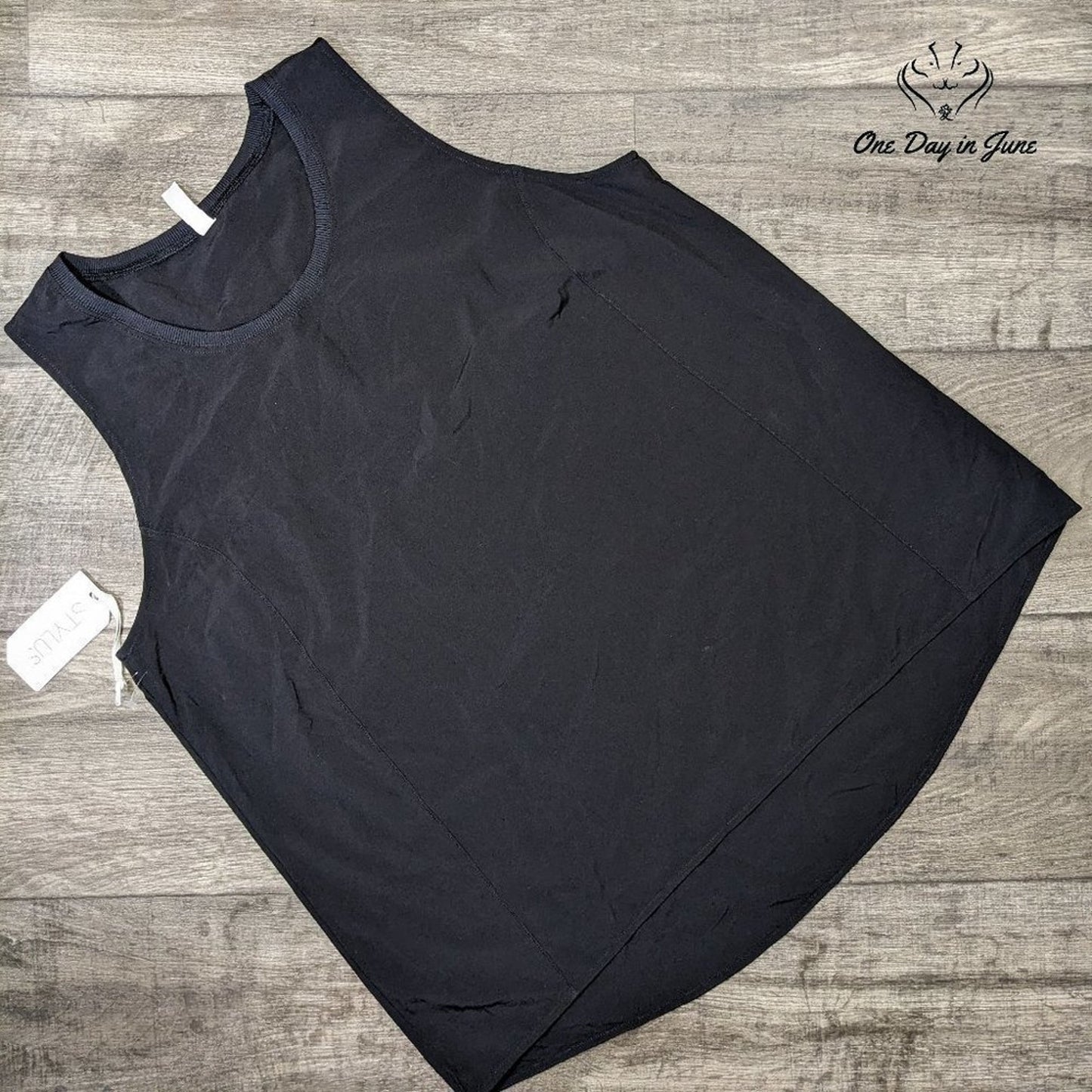 Stylus Crew Neck Sleeveless Tank Top Size 2X