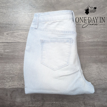 Crown & Ivy Petite High Rise Skinny Jeans Size 4P