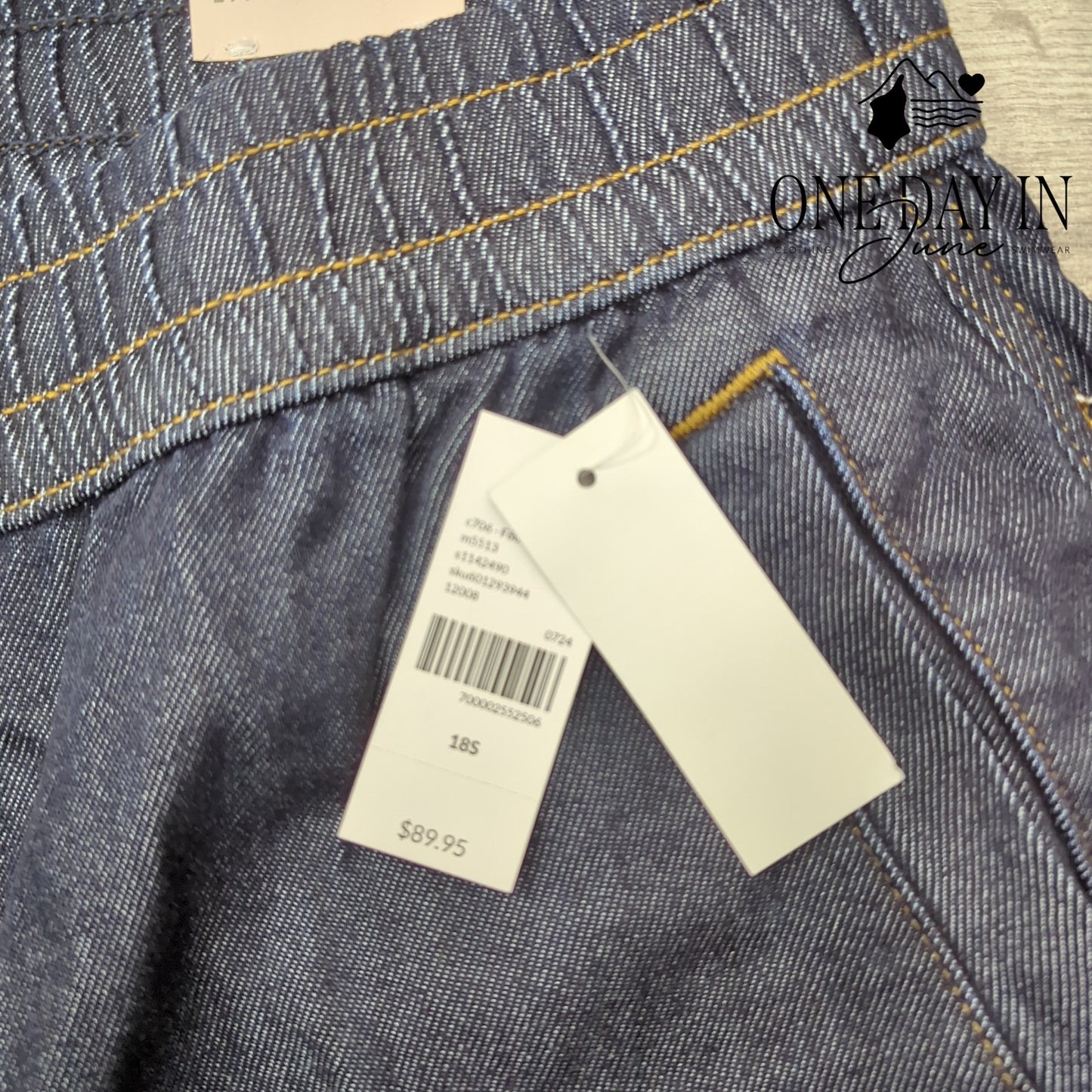 Lane Bryant Mid Rise Short Crop Jeans Size 18 Short