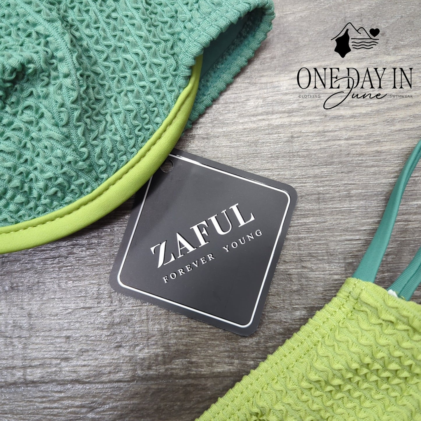 Zaful Textured Underwire Bikini Swimsuit Size L