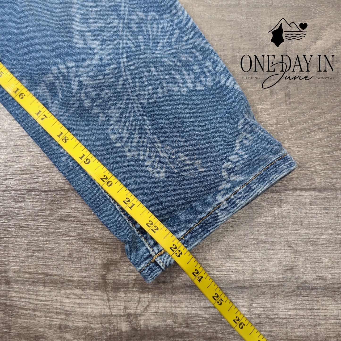 Chaps Madden Slimming Fit Capri Jeans Size 8