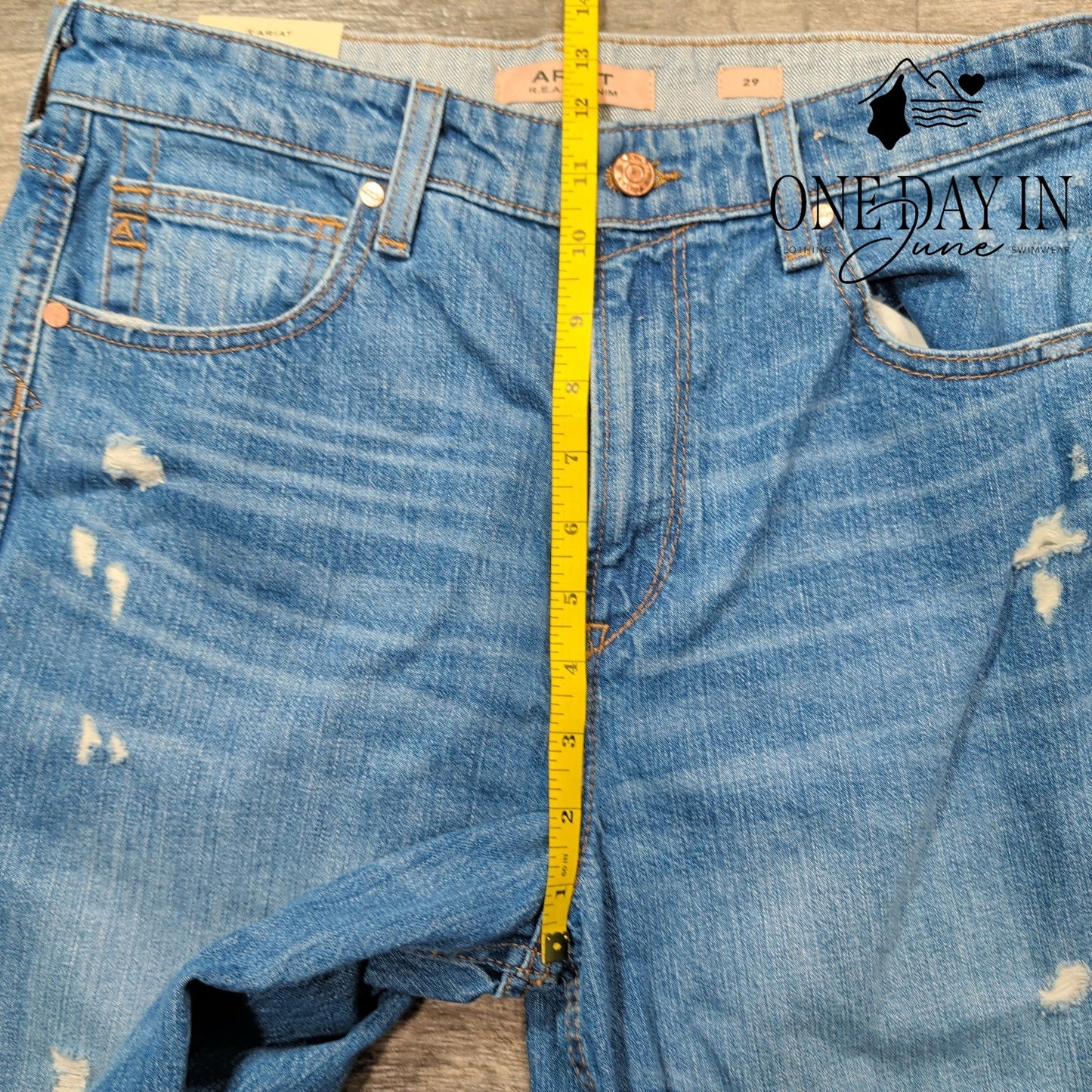 Ariat Ultra High Rise Tomboy Straight Jeans Size 8 (29)