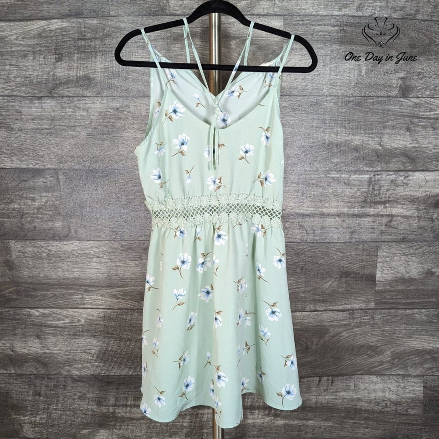 EM Spaghetti Strap Mini Dress Size M