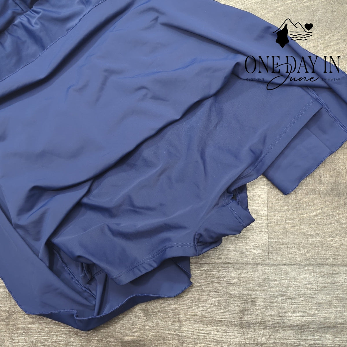 Shekini Cross Front Ruched Boyshort Swimdress One Piece Swimsuit Navy NWT Size M