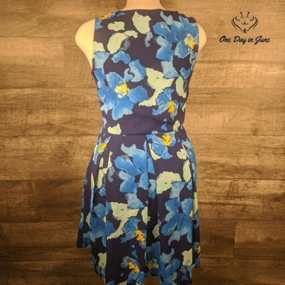 Charming Charlie Floral Dress Size M