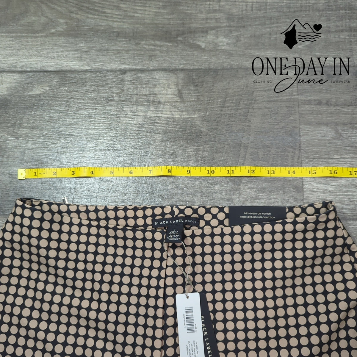 Chico's Black Label Dotted Slim Ankle Pants Black Neutral NWT Size Chico's 1 (M)