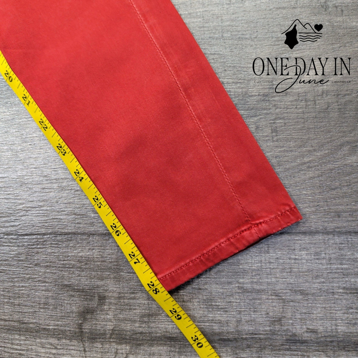 AG Adriano Goldschmied Farrah Skinny Ankle High Rise Jeans Red NWT Size 4 (27)