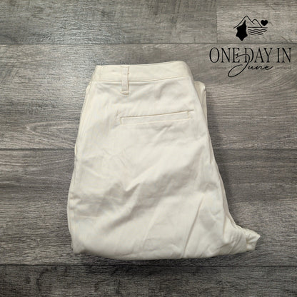 Carolina Blues Stretch Cropped Pants Ivory Cream Cotton NWT Size 8