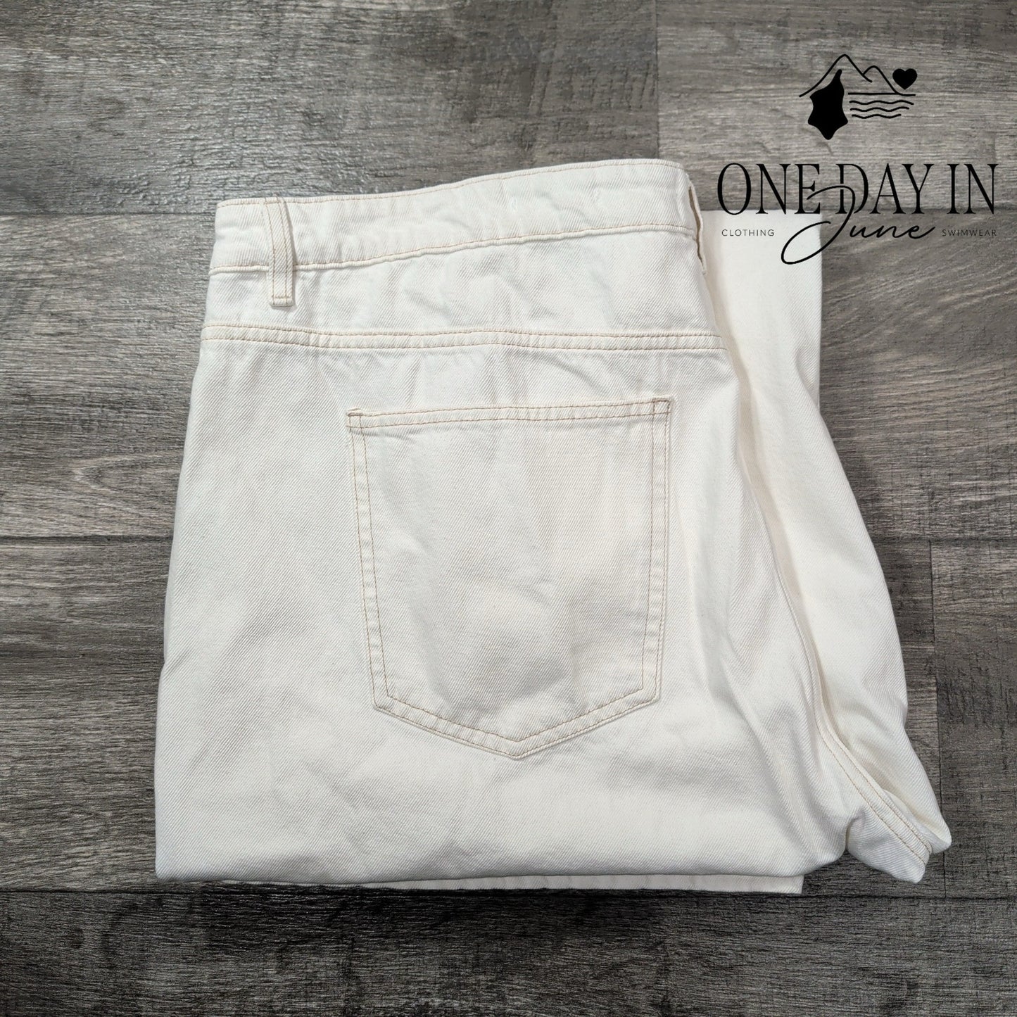 Cotton-On Mid Rise Relaxed Wide Leg Jeans Size 40X30