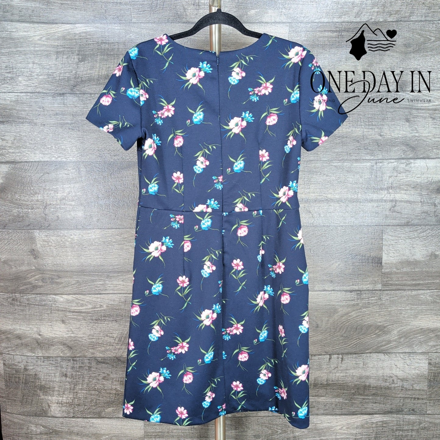 Loft Short Sleeve Mini Dress Size 6