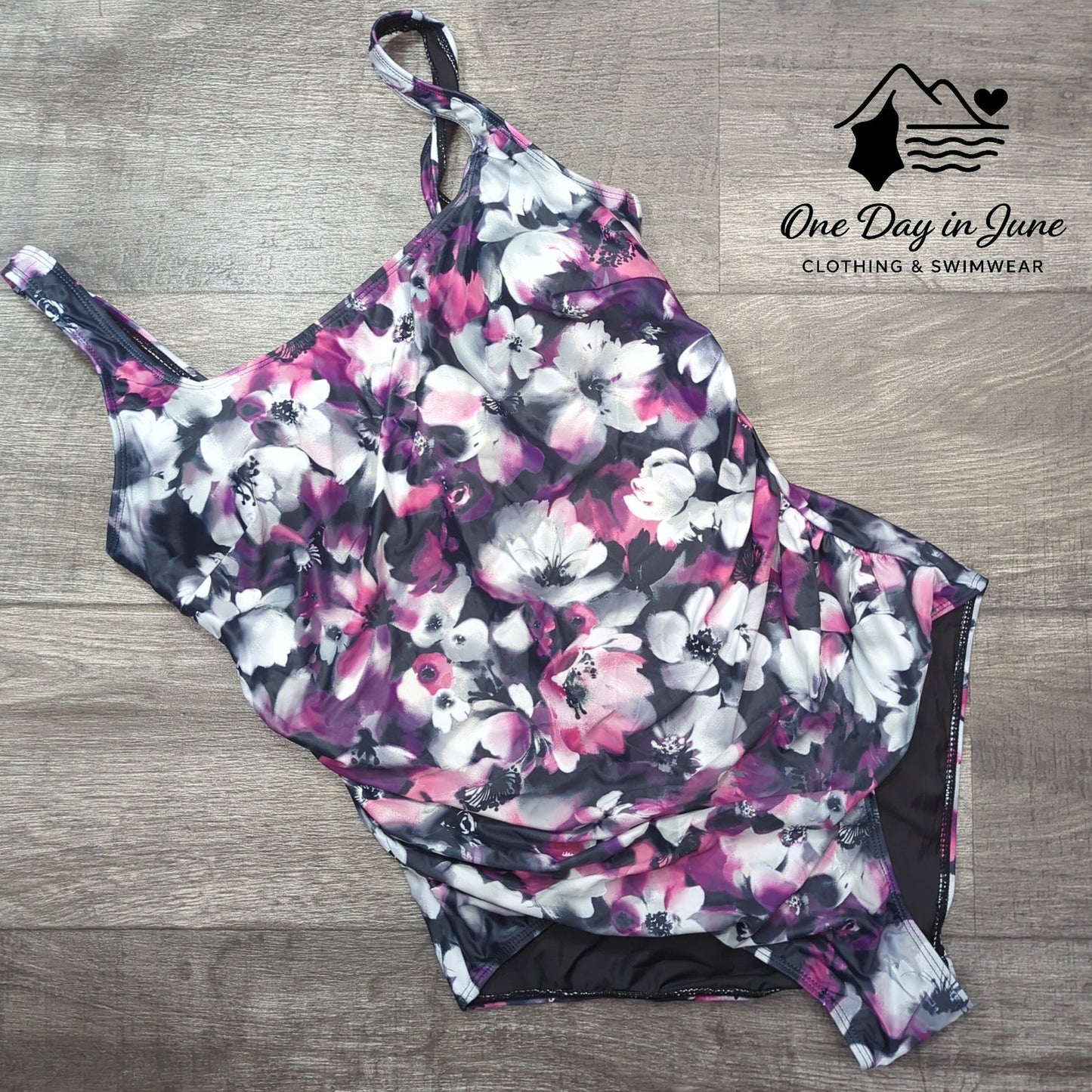 Daci Plus Size Floral Tummy Control One Piece Swimsuit Size 16W