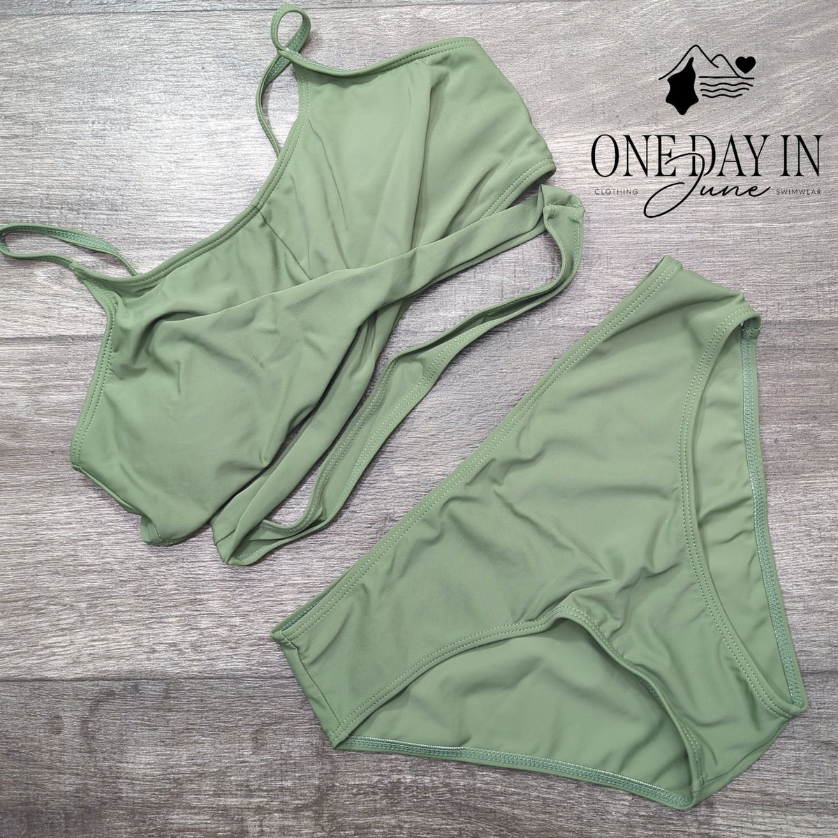 Aleumdr Girls Cross Front Bikini Swimsuit Sage Green 2 Piece Size 15-16Y