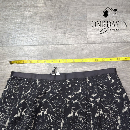 Talbots Collection Pencil Skirt Black Ivory Floral Lined NWT $119 Size 4