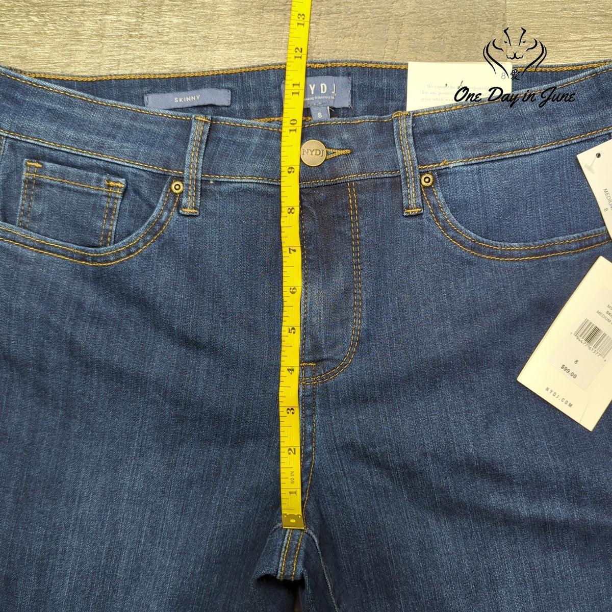 Not Your Daughter's Jeans Skinny Jeans Medium Wash Lift Tuck Stretch NWT Size 8