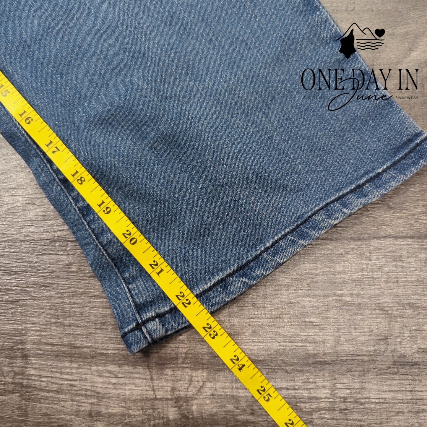 Nine West Chrystie Capri Jeans Size 16