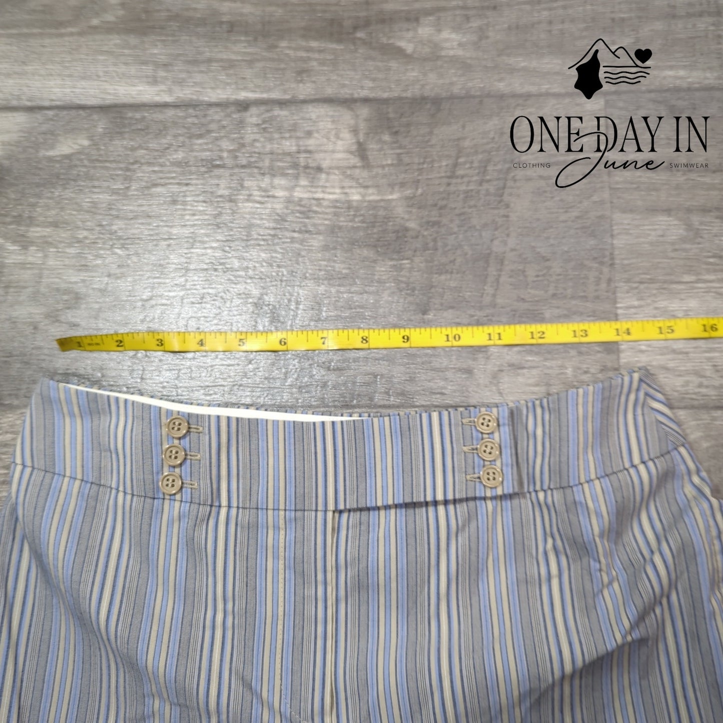 Loft Straight Leg Crop Pants Size 6