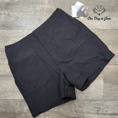 Quest Women's Hiking Shorts Black Quick Dry Outdoor Cargo Shorts NWT Size 12
