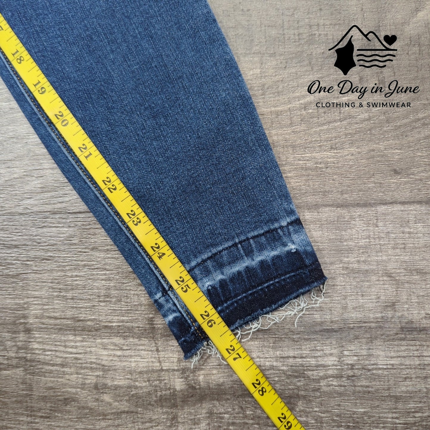 Spanx Pull On High Waist Skinny Ankle Jegging Jeans Size S