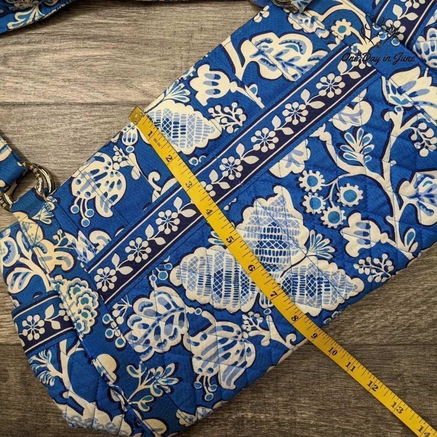 Vera Bradley Large Tote Size 15"X9"