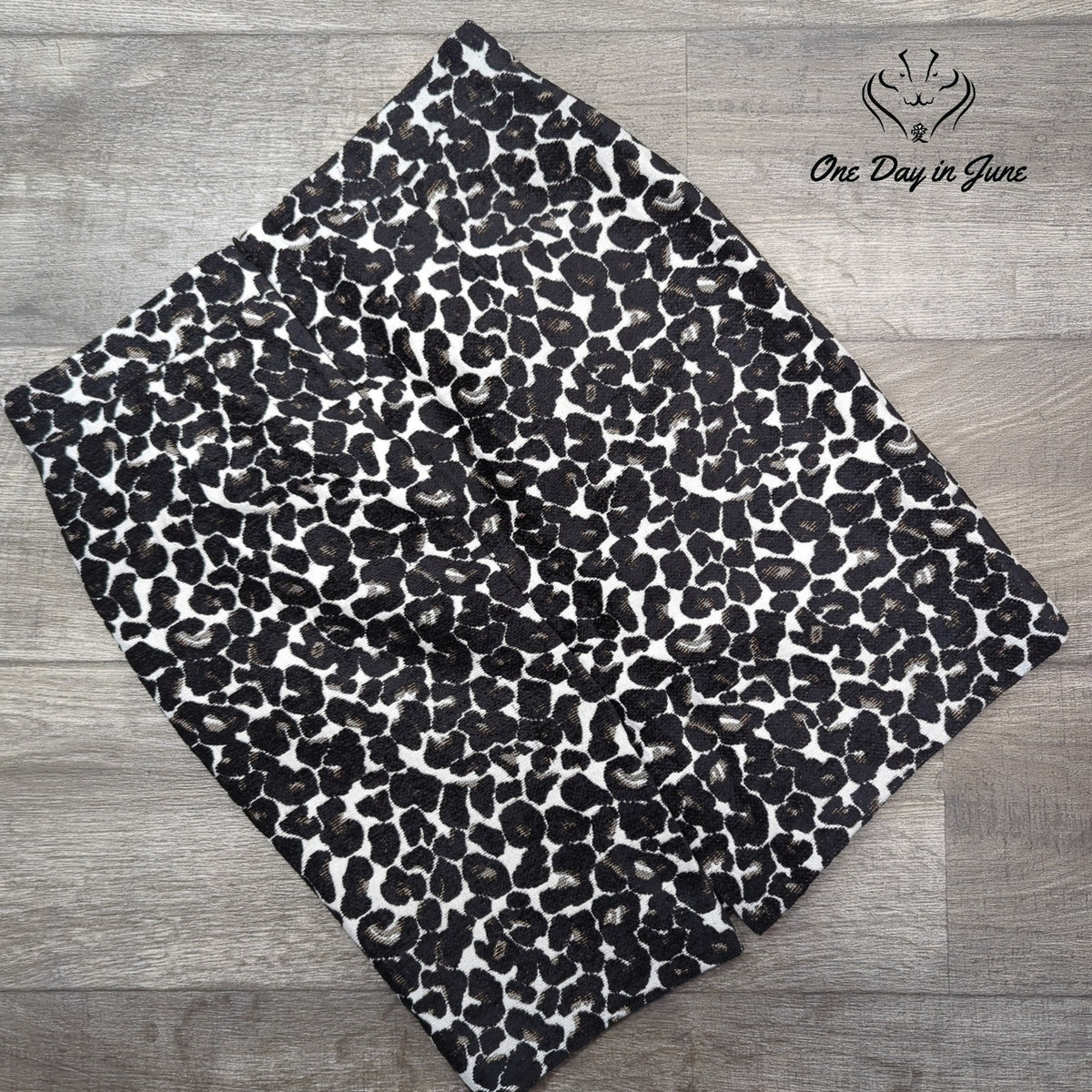 J.Crew Leopard Print Jacquard Pencil Skirt Black Ivory Size 4