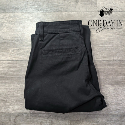 AG Adriano Goldschmied The Layla Cropped Flare Trouser Black NWT Size 4 (27)