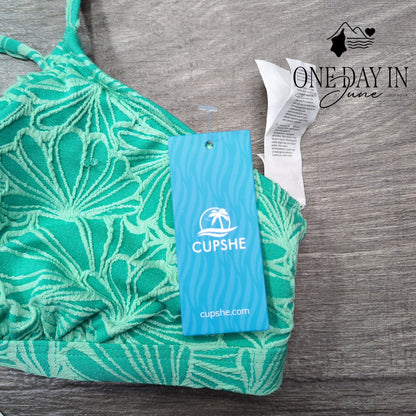 Cupshe Textured Floral Bikini Swimsuit Green Scallop High Waist NWT Size L