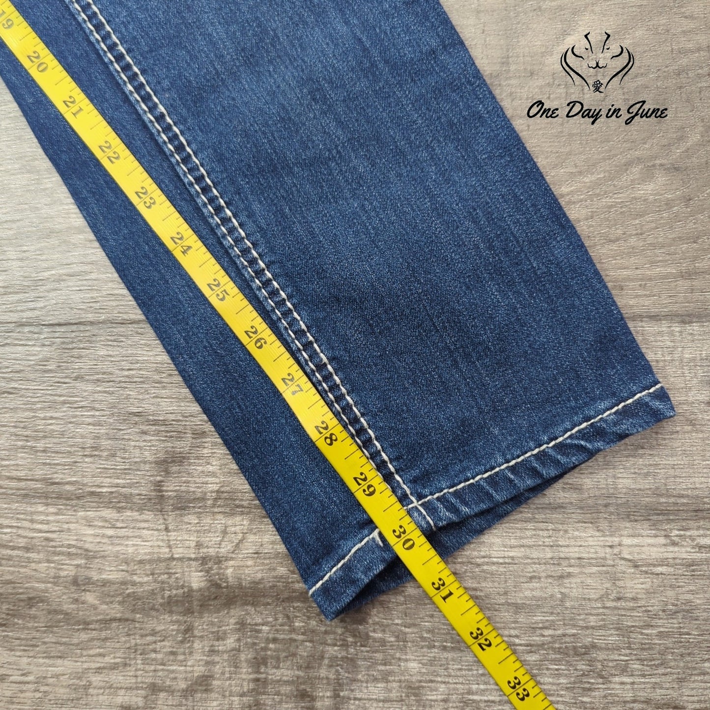 ZCO Jeans Juniors Straight Leg Jeans Size 11