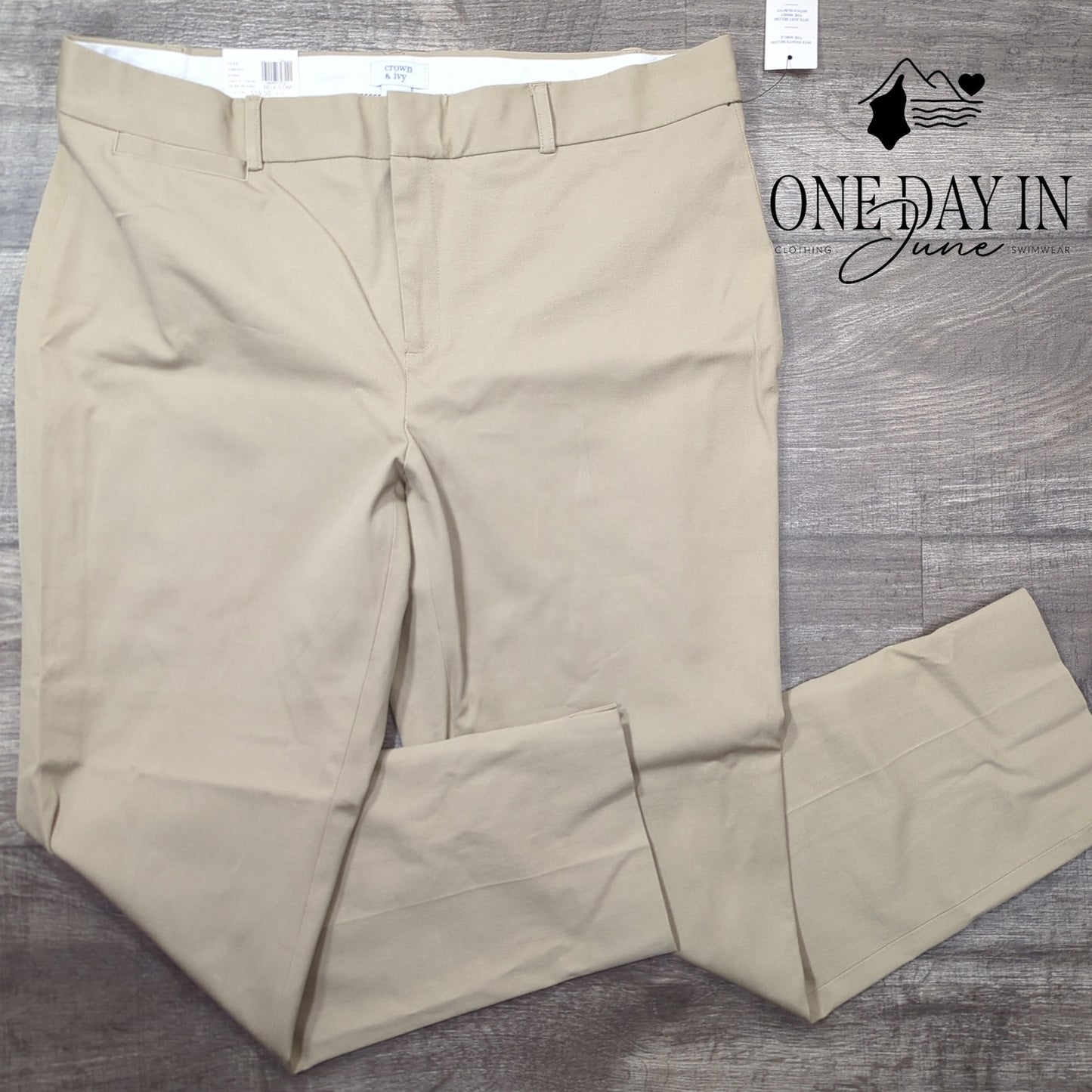 Crown & Ivy Cary Flat Front Pants Size 14 Short