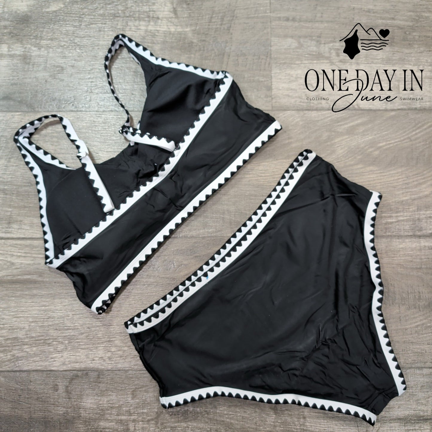 Charmo Crop Bikini Swimsuit Size XL