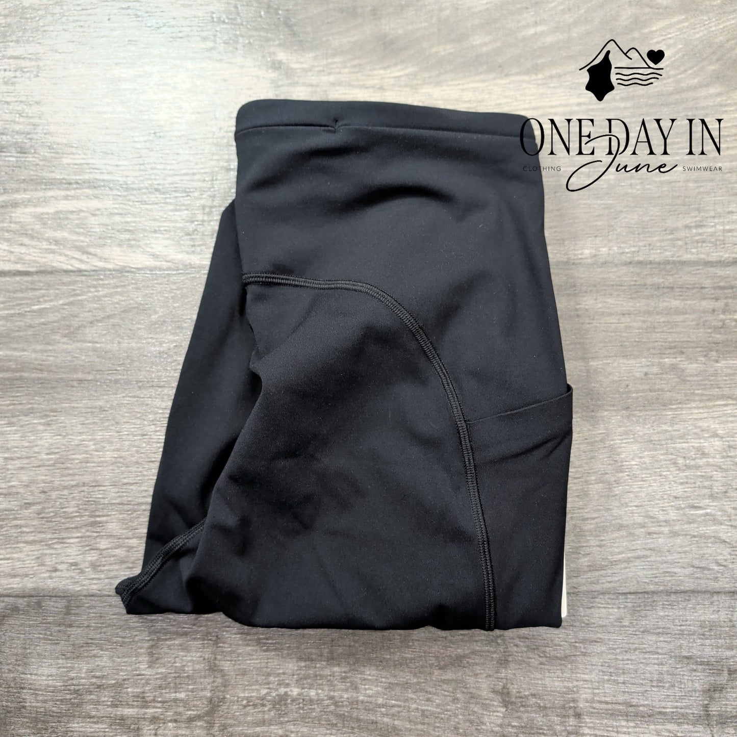 Lululemon Swift Speed HR Crop 21" Yoga Pants Size 10