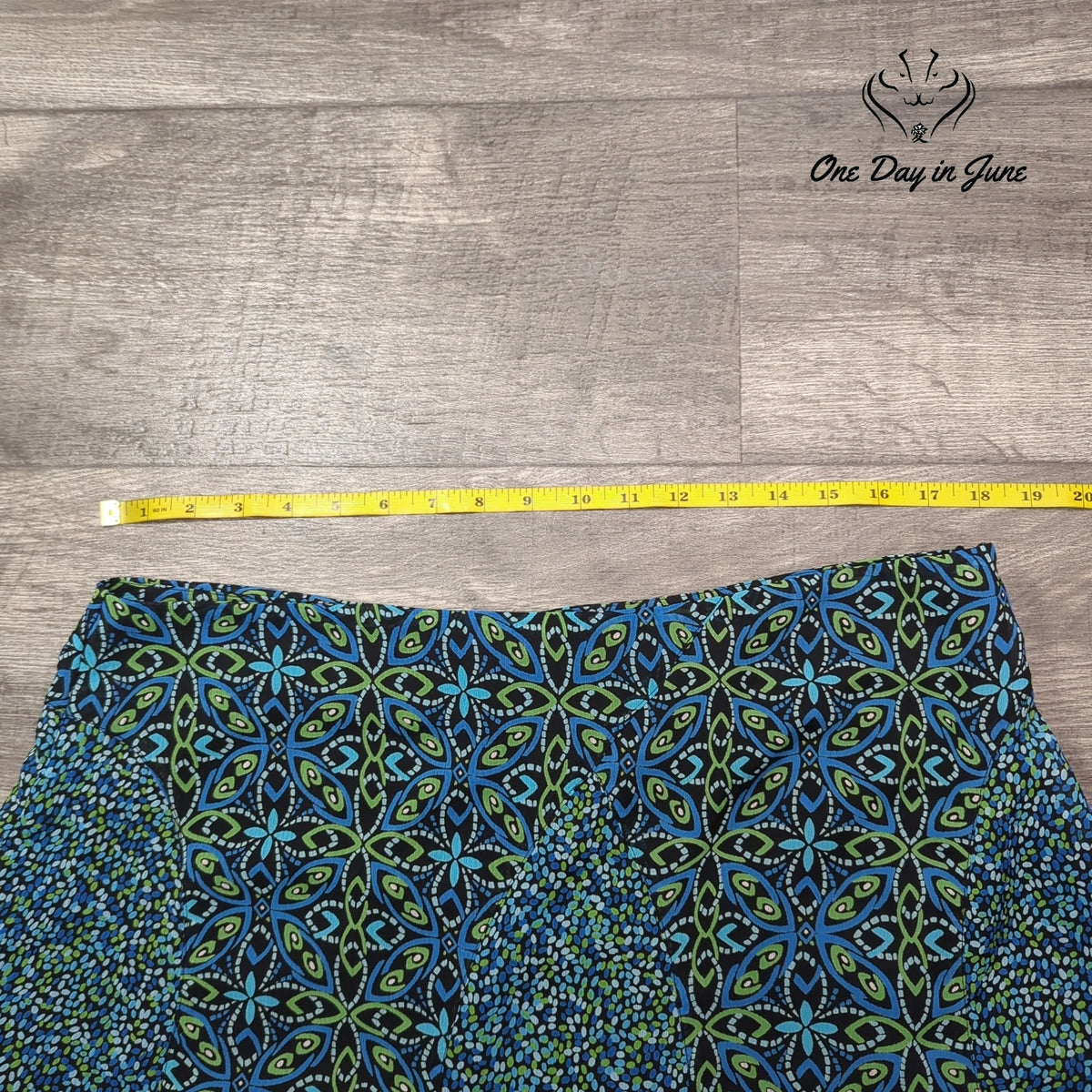 Nouveaux Mosaic Layered Skirt Blue Green Geometric Print NWT Size 16
