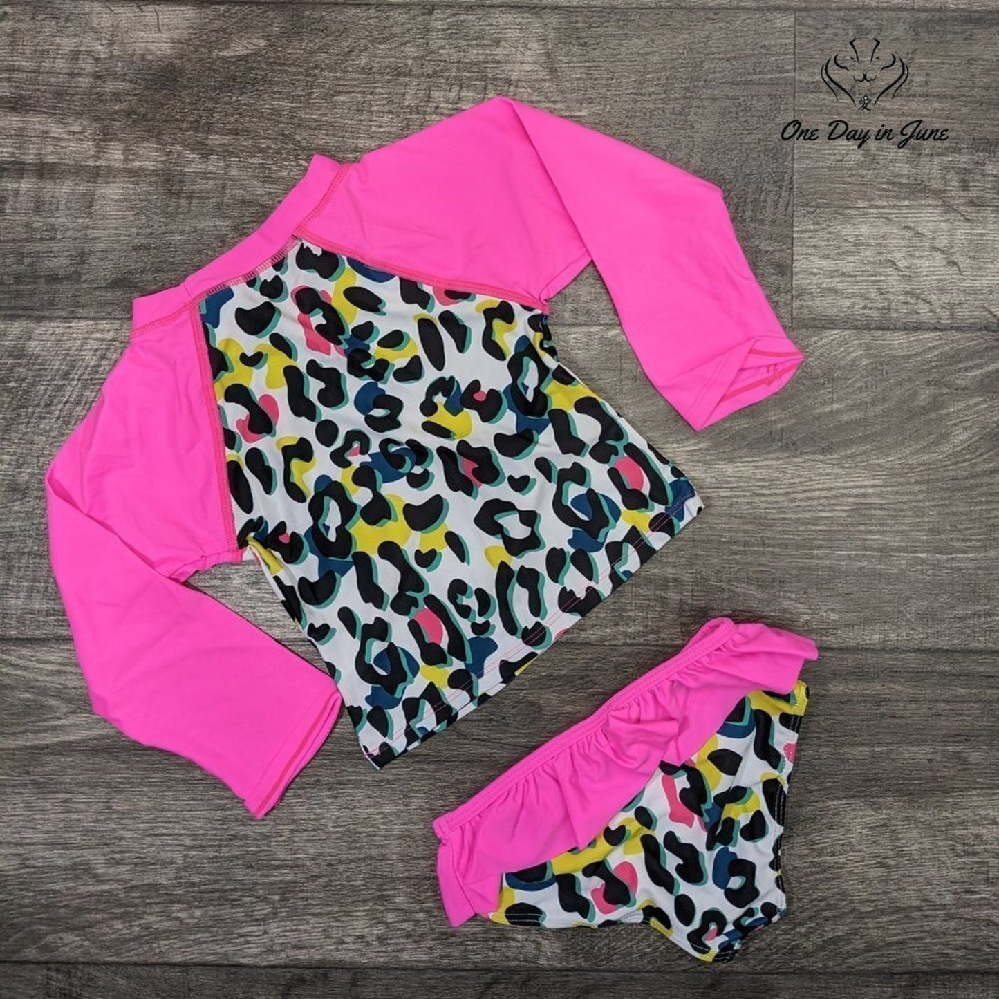 Lovekider Long Sleeve Rash Guard Bikini Set Size M