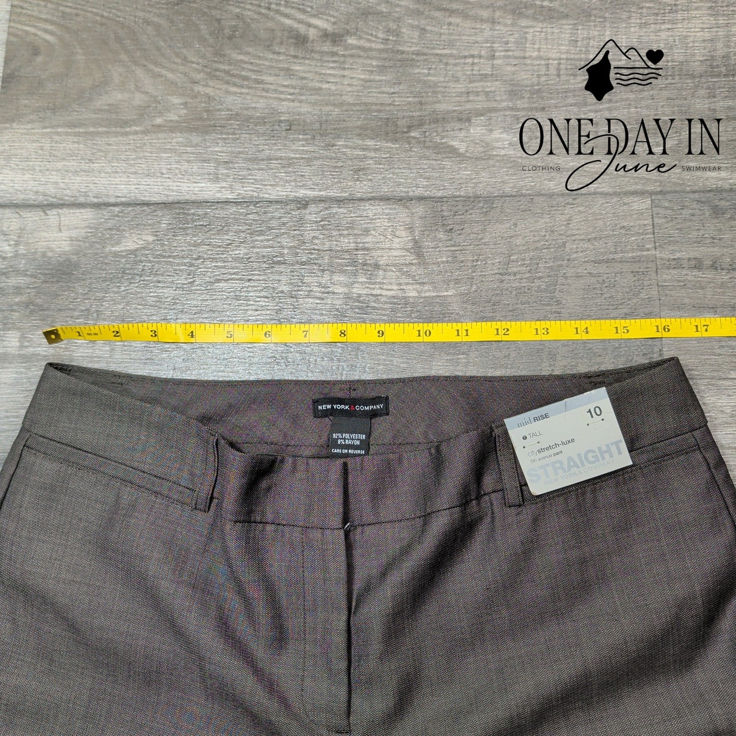 New York & Company Mid Rise City Straight Pants Size 10T