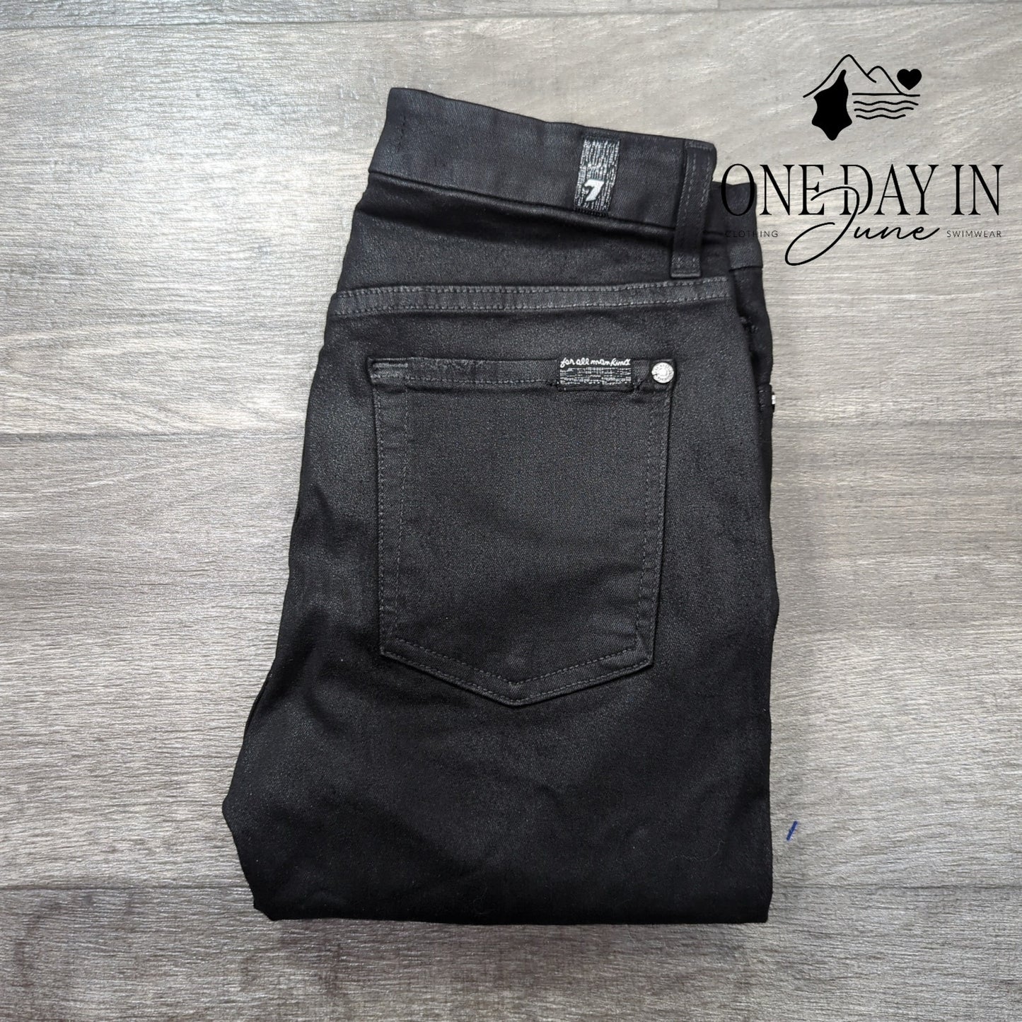 7 For All Mankind Distressed Skinny Jeans Size 4 (27)