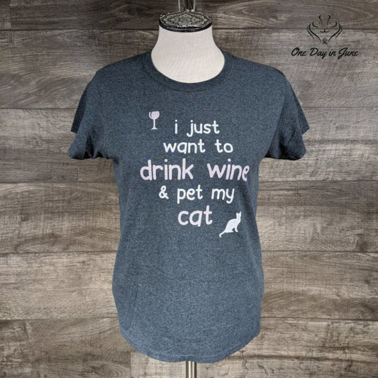 Gildan Drink Wine & Pet Cat Tee