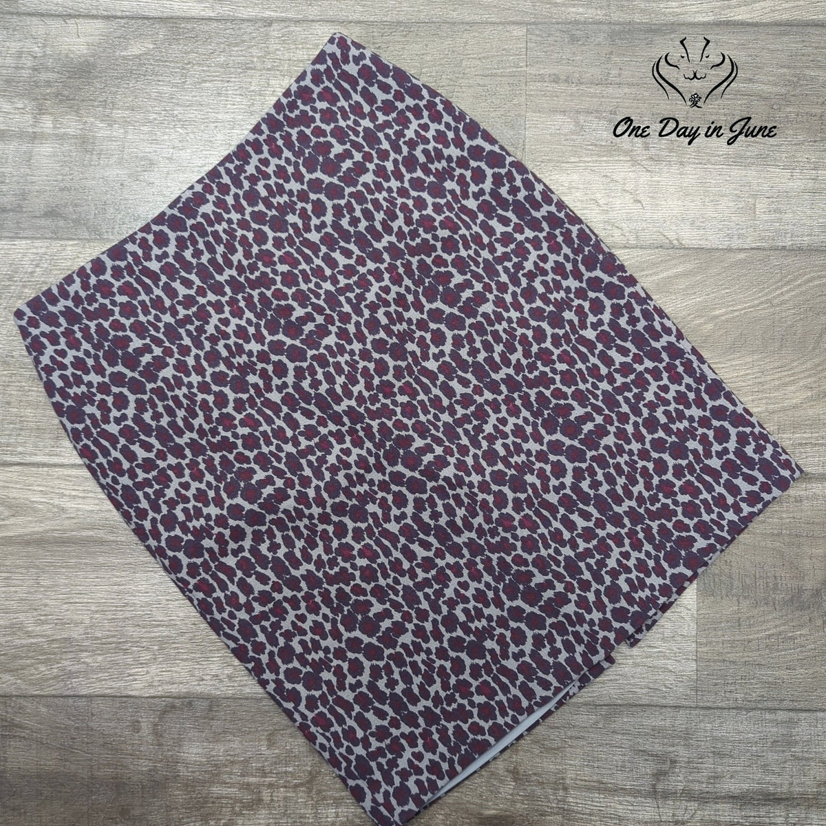 Talbots Petites Pencil Skirt Burgundy Purple Leopard Print Lined Size 8P