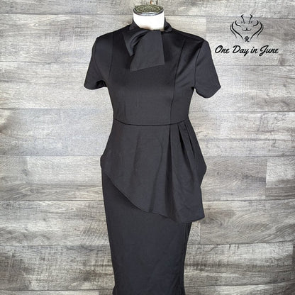 Romwe Zip Back Short Sleeve High Neck Dress Size L